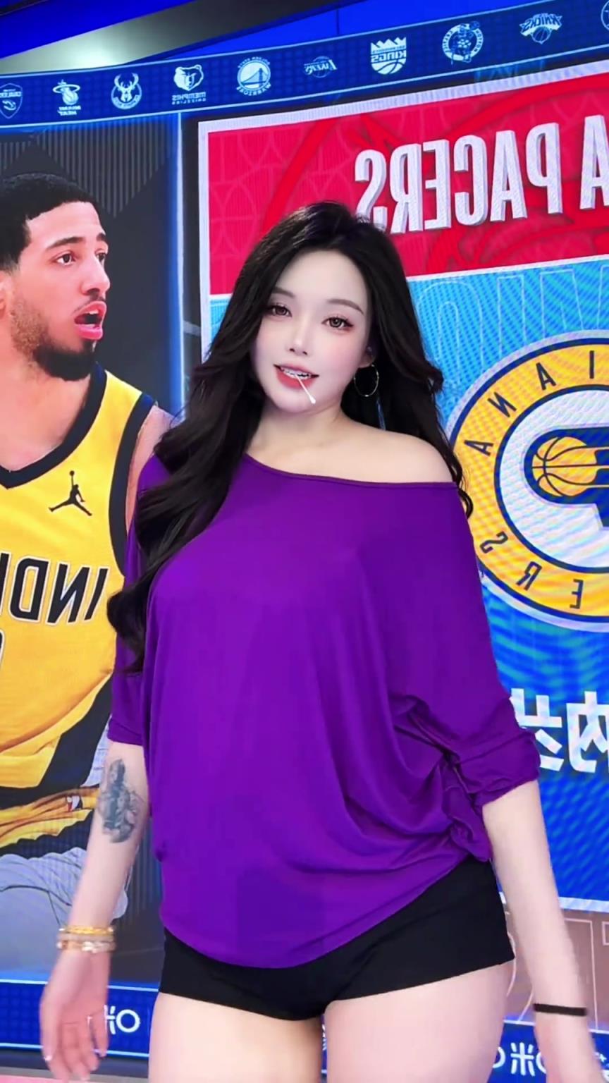 美女主播小太陽：年輕的將軍意氣風(fēng)發(fā)！ 哈利伯頓強(qiáng)的可怕
